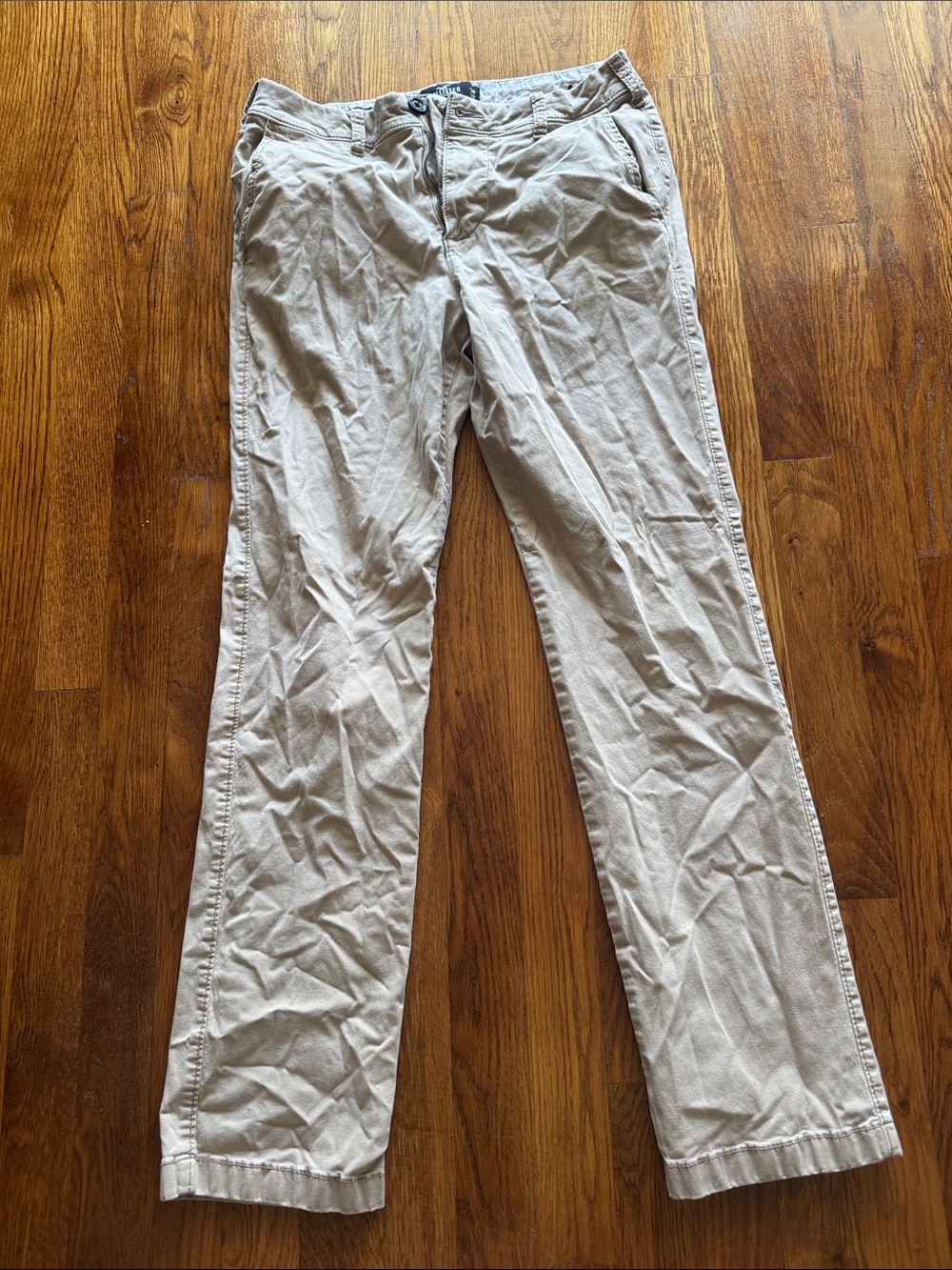 Hollister Men's Chinos in Light Khaki